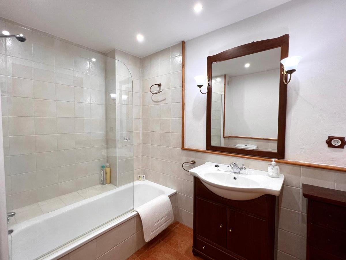 Apartament La Noguera - L'Amfitriona Rialp Buitenkant foto