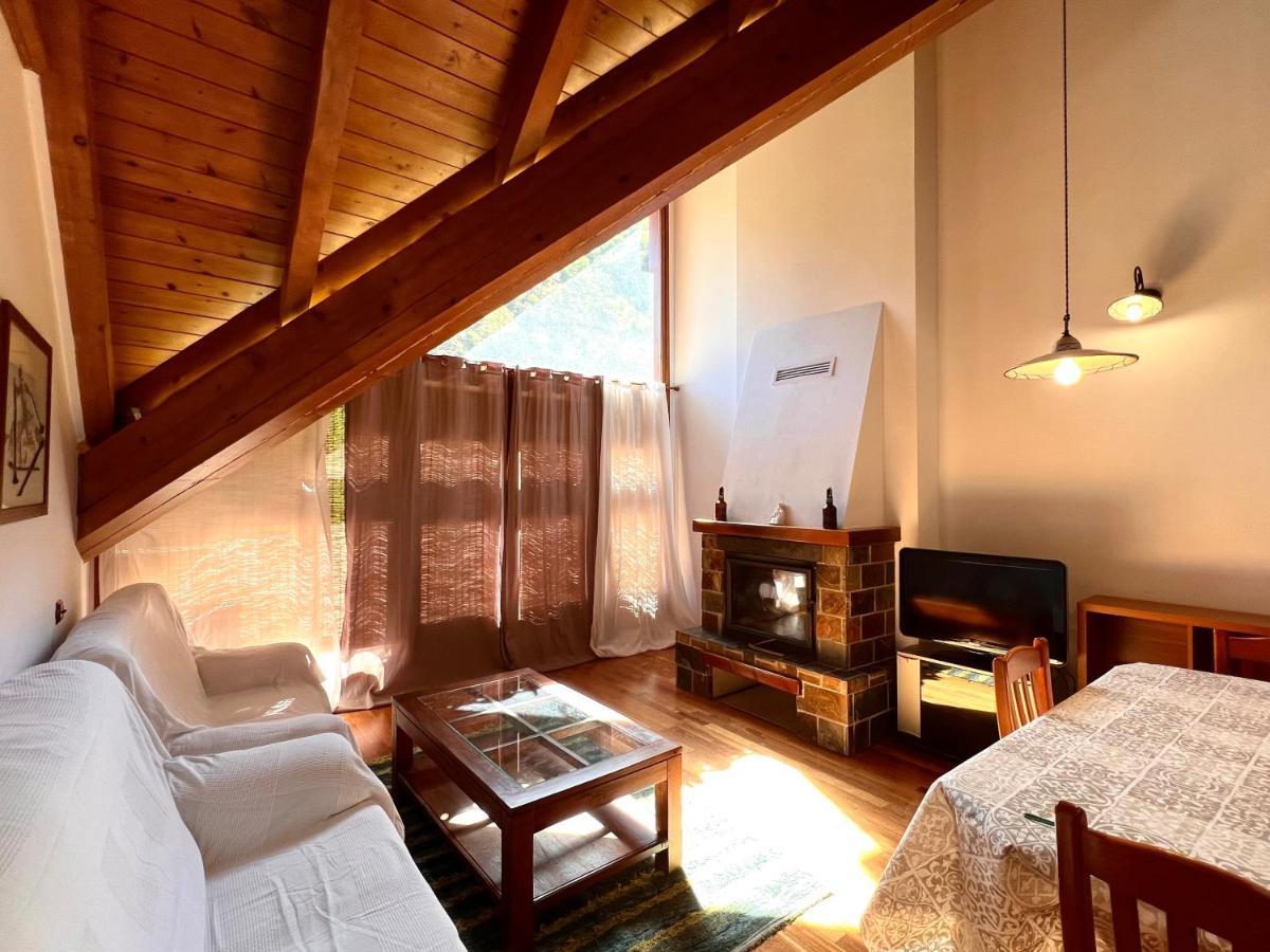 Apartament La Noguera - L'Amfitriona Rialp Buitenkant foto
