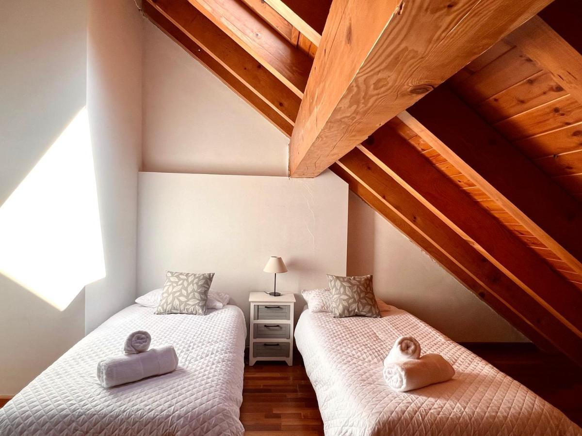 Apartament La Noguera - L'Amfitriona Rialp Buitenkant foto