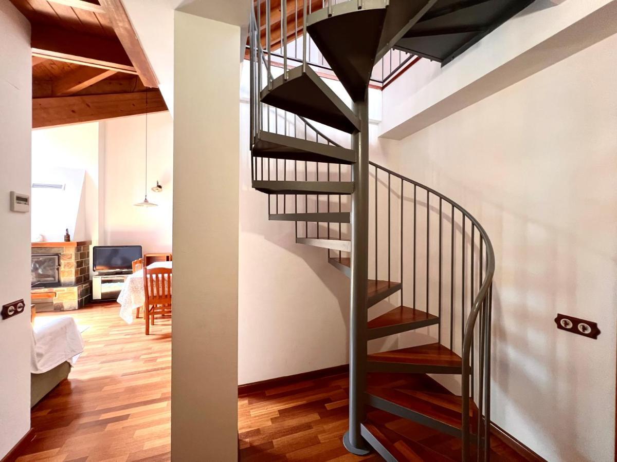 Apartament La Noguera - L'Amfitriona Rialp Buitenkant foto